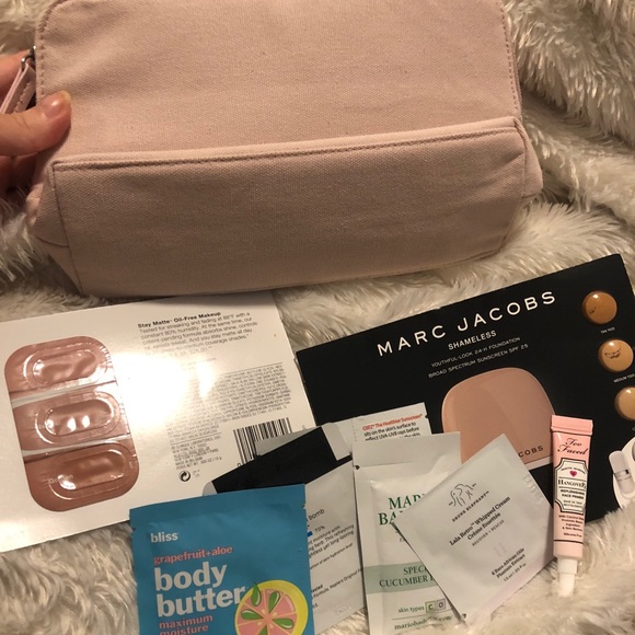 COPY - Pink canvas philosophy makeup bag with samples - Picture 2 of 6